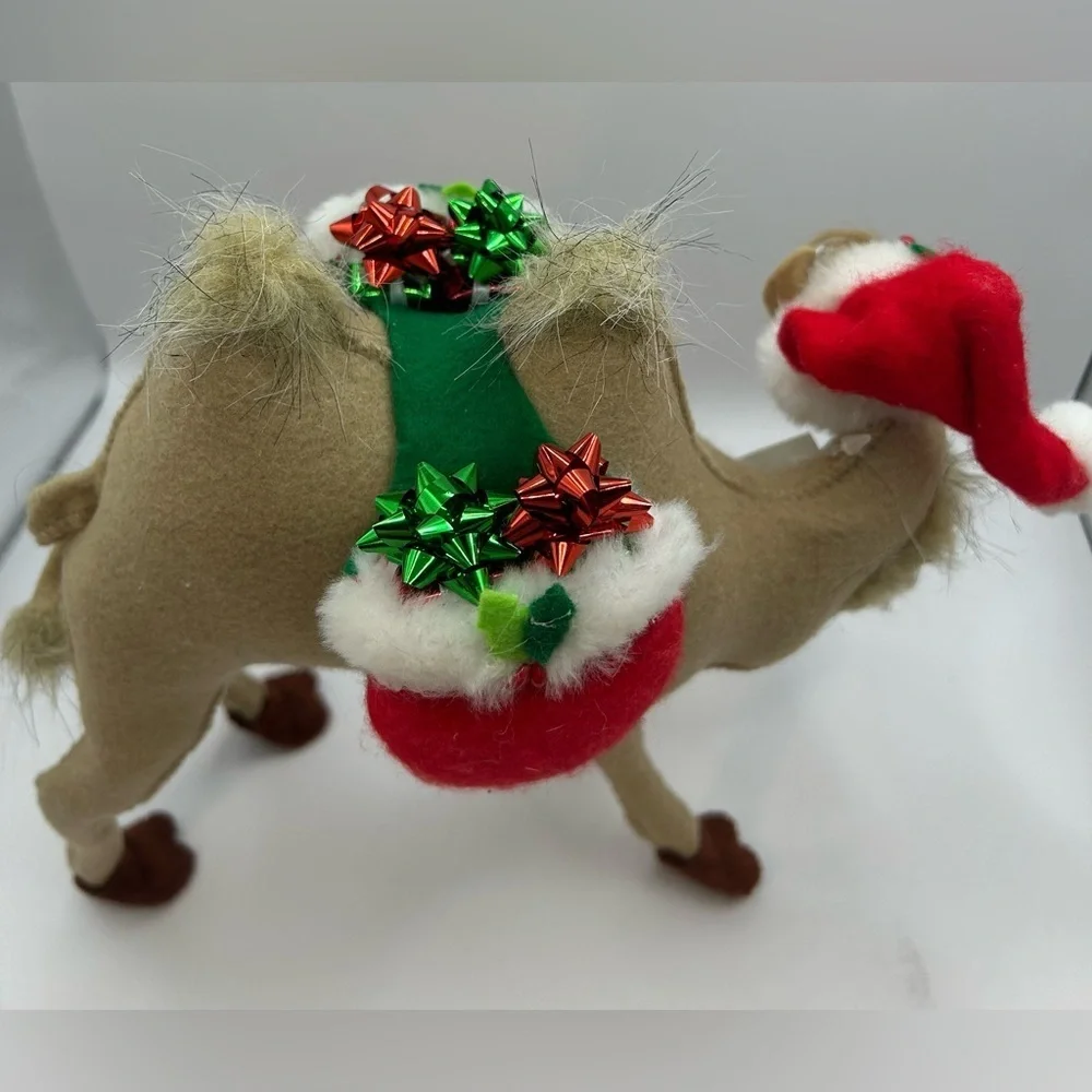 Annalee christmas camel